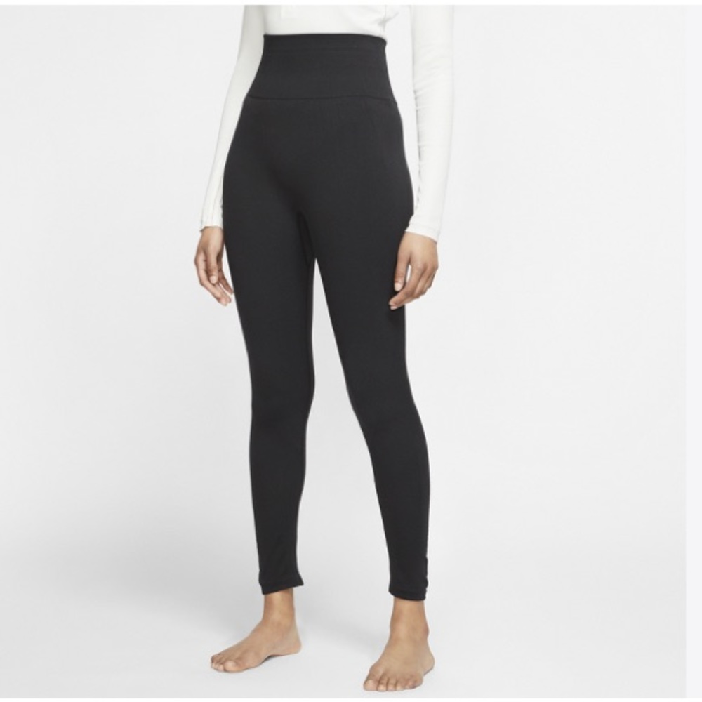 ♣️ dark grey/black nike leggings ♣️